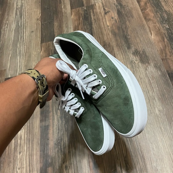 Two pair men vans 9.5 - Picture 3 of 7